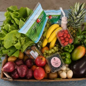 A BOX OFFER - AUGUST โฌ35.00 FREE DELIVERY + FREE PACK OF WATER